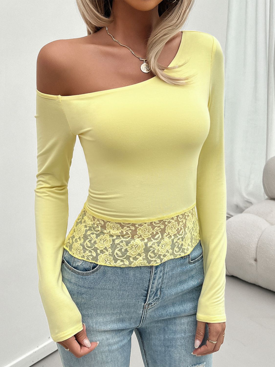 Devine Single Shoulder Long Sleeve Lace T-Shirt